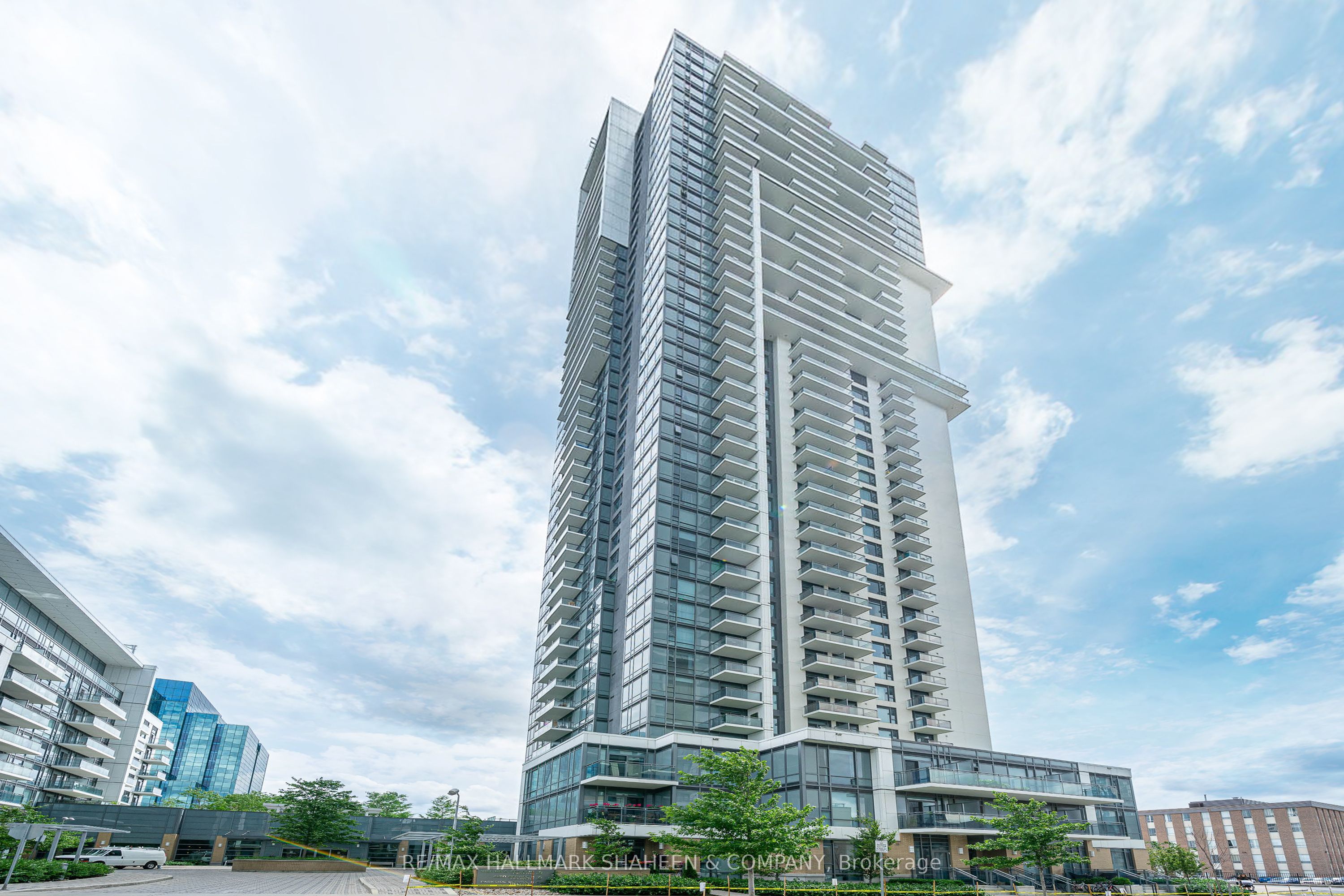 #3903 - 55 Ann O'reilly Road Property Photo 2