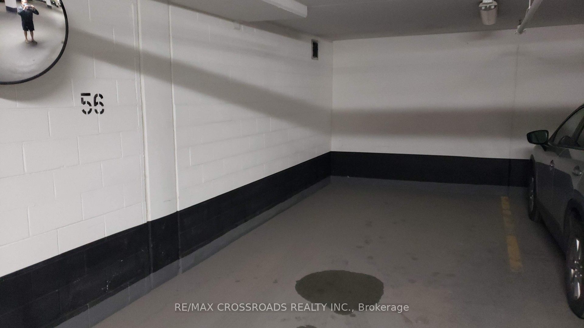 560 King Street Property Photo 1