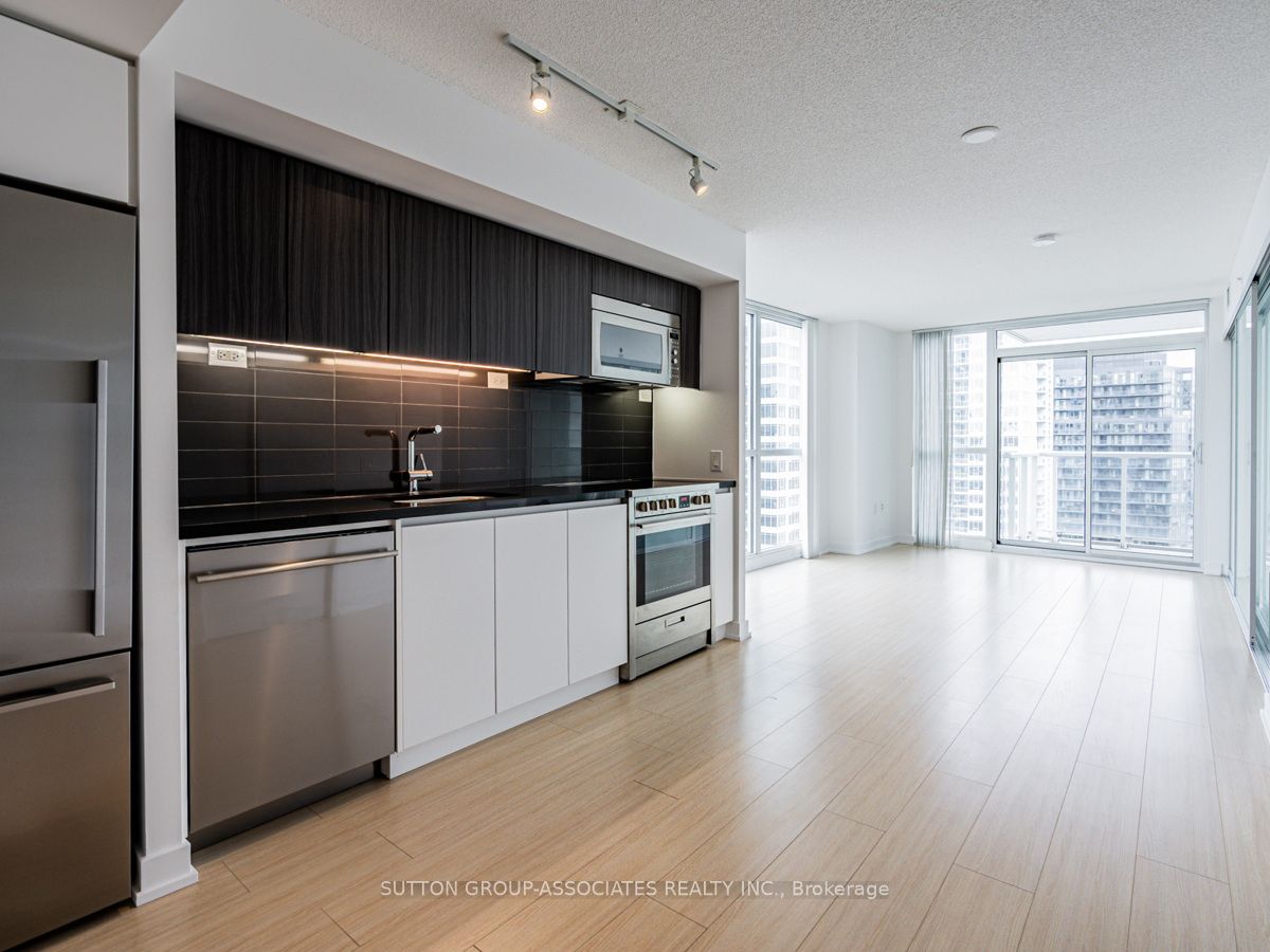 #2808 - 75 Queens Wharf Road Property Photo 2