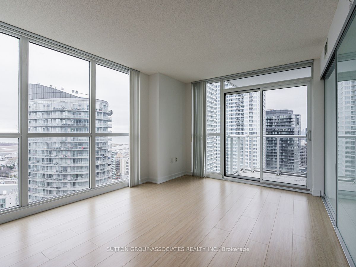#2808 - 75 Queens Wharf Road Property Photo 7