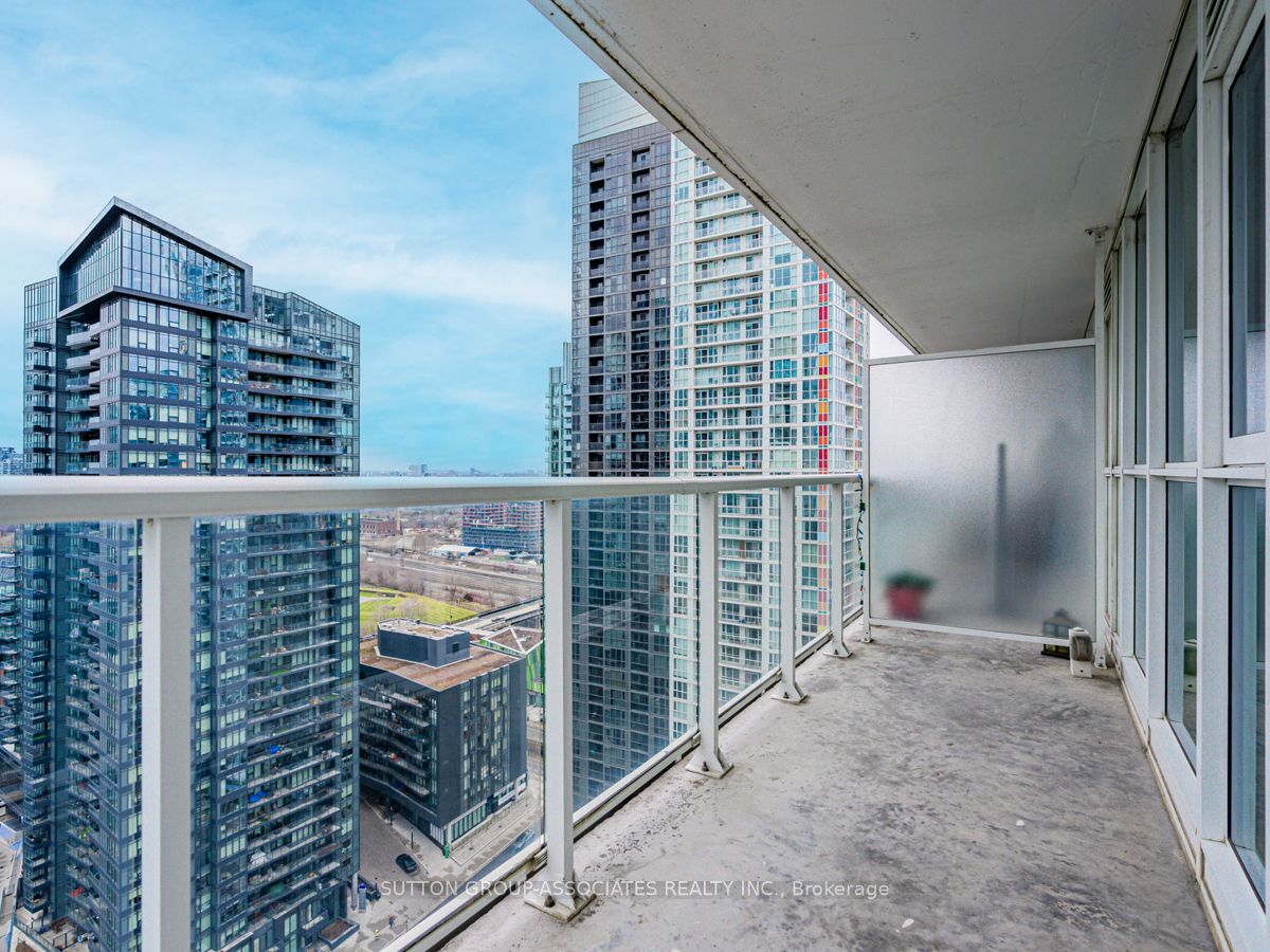 #2808 - 75 Queens Wharf Road Property Photo 16