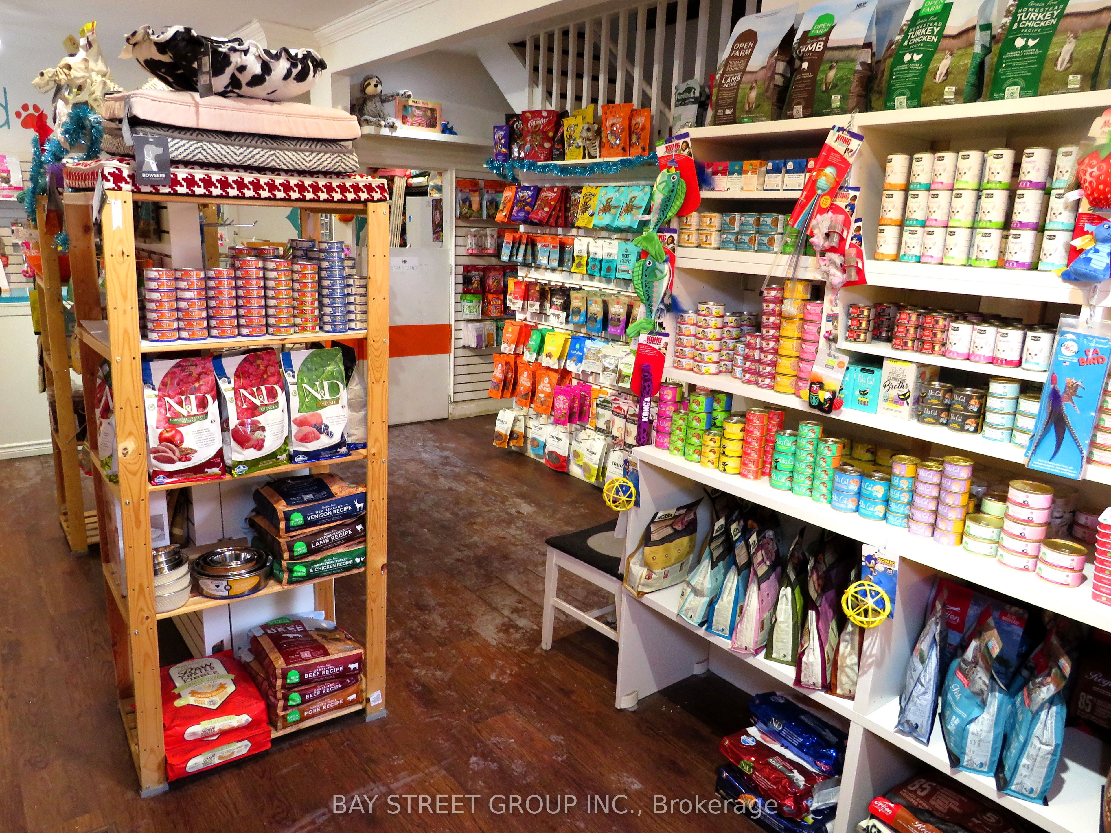 584 Church Street Property Photo 7