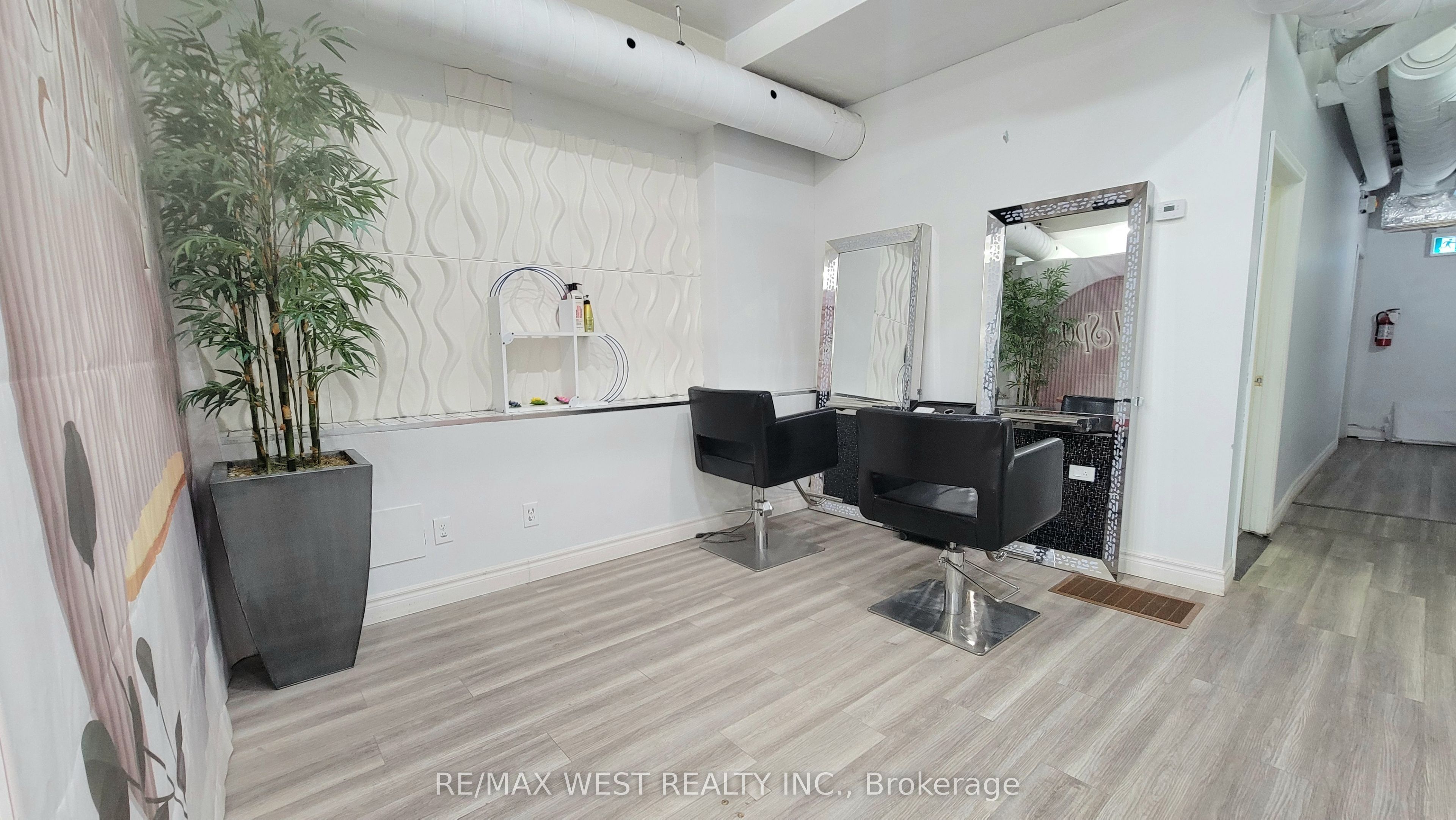 #Rm1 - 1182 Eglinton Ave W Avenue Property Photo 1