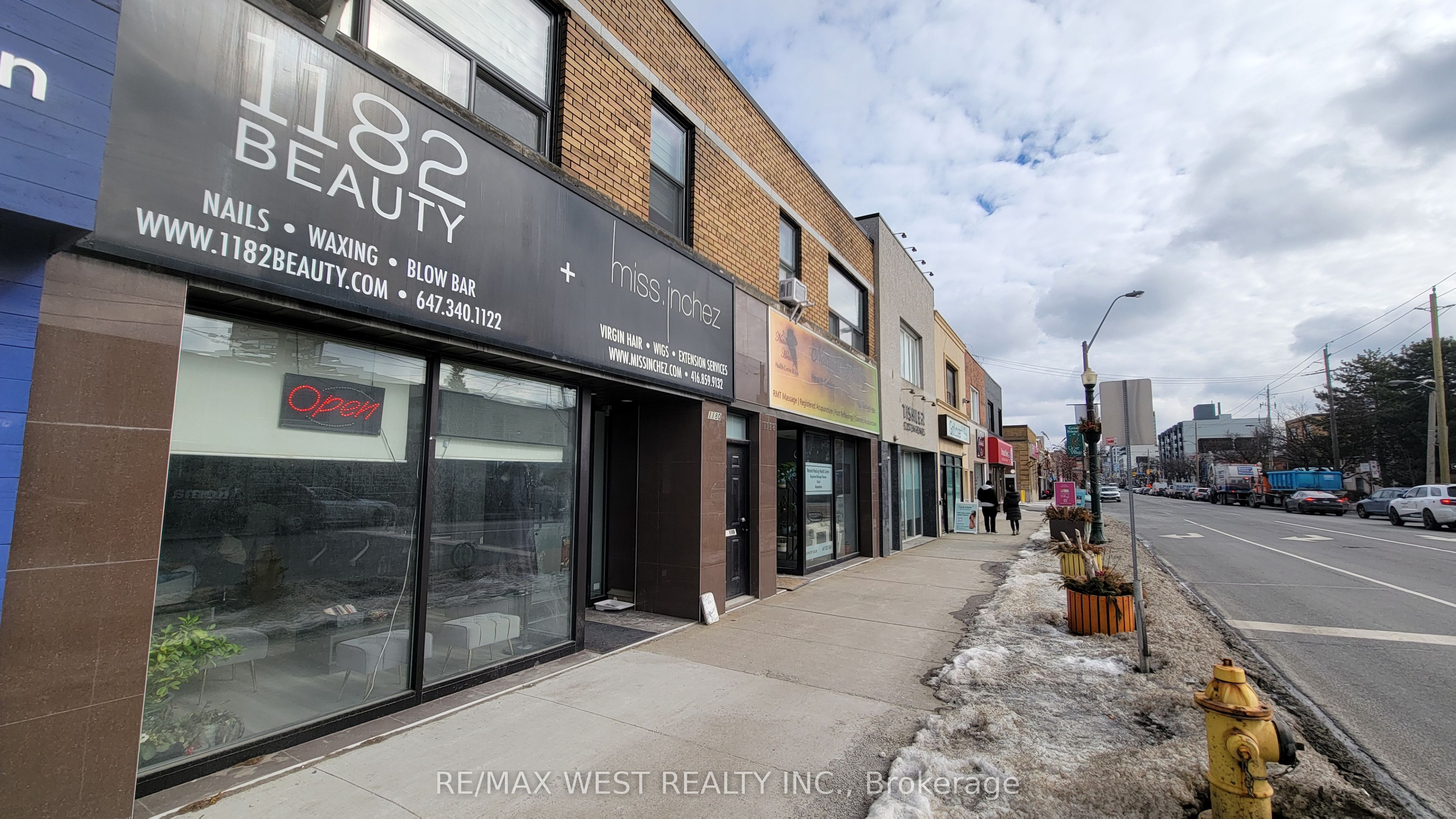 #rm1 - 1182 Eglinton Ave W Avenue Property Photo 8