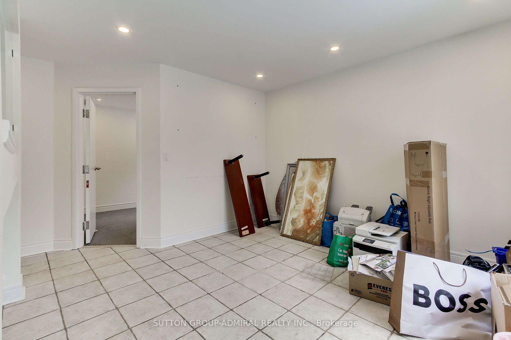 187 Finch Avenue Property Photo 9