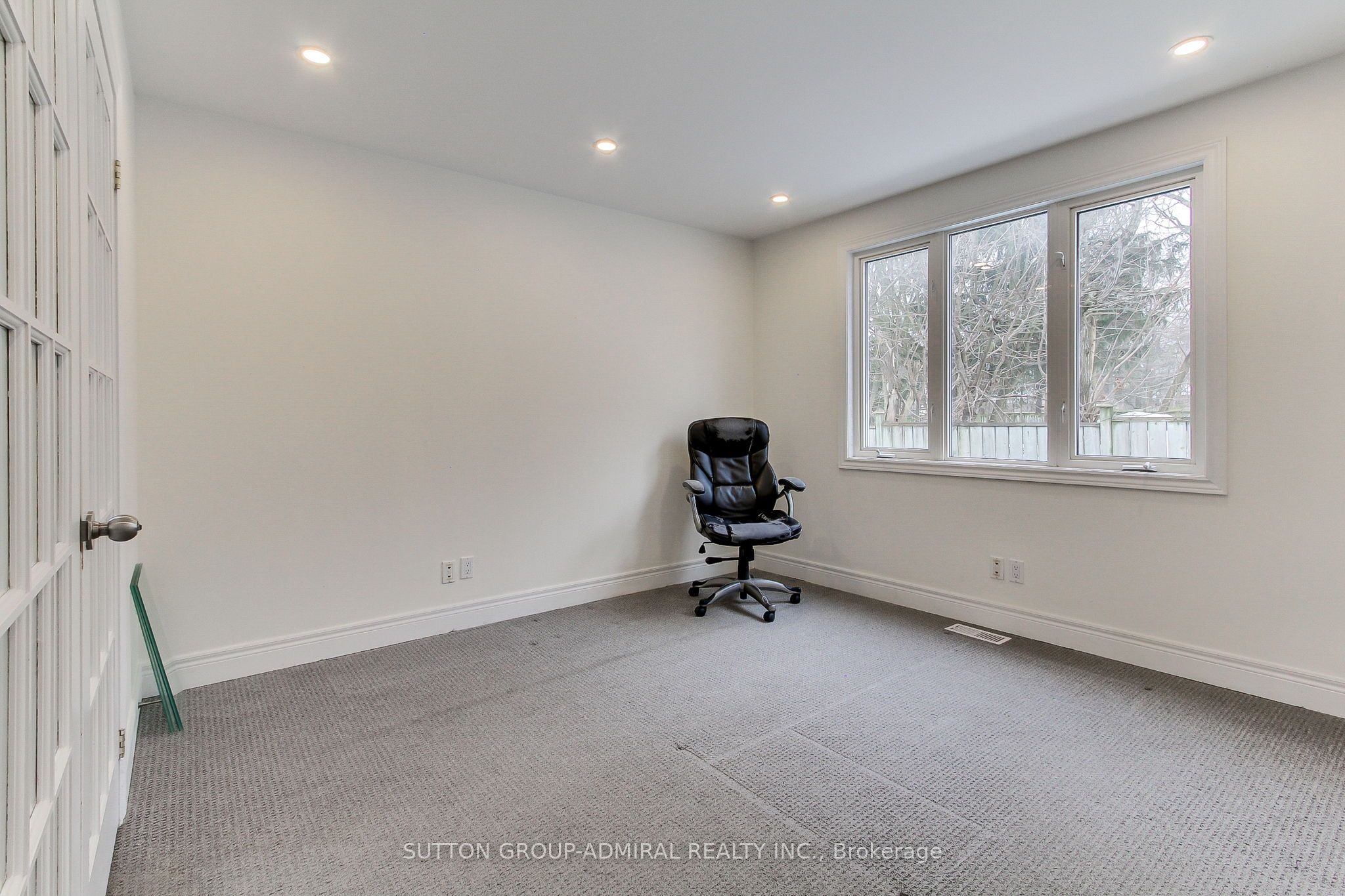 187 Finch Avenue Property Photo 22