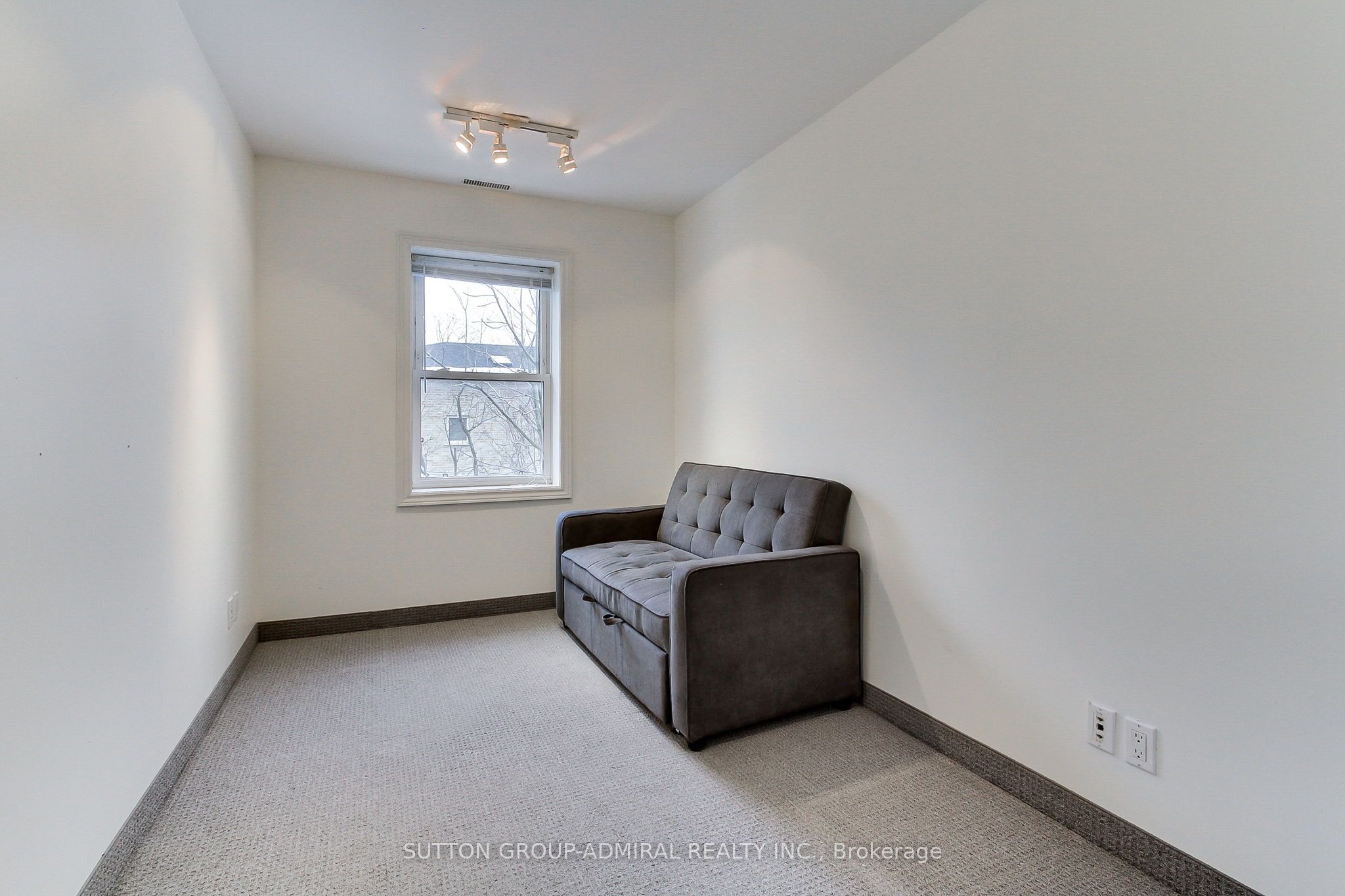 187 Finch Avenue Property Photo 29