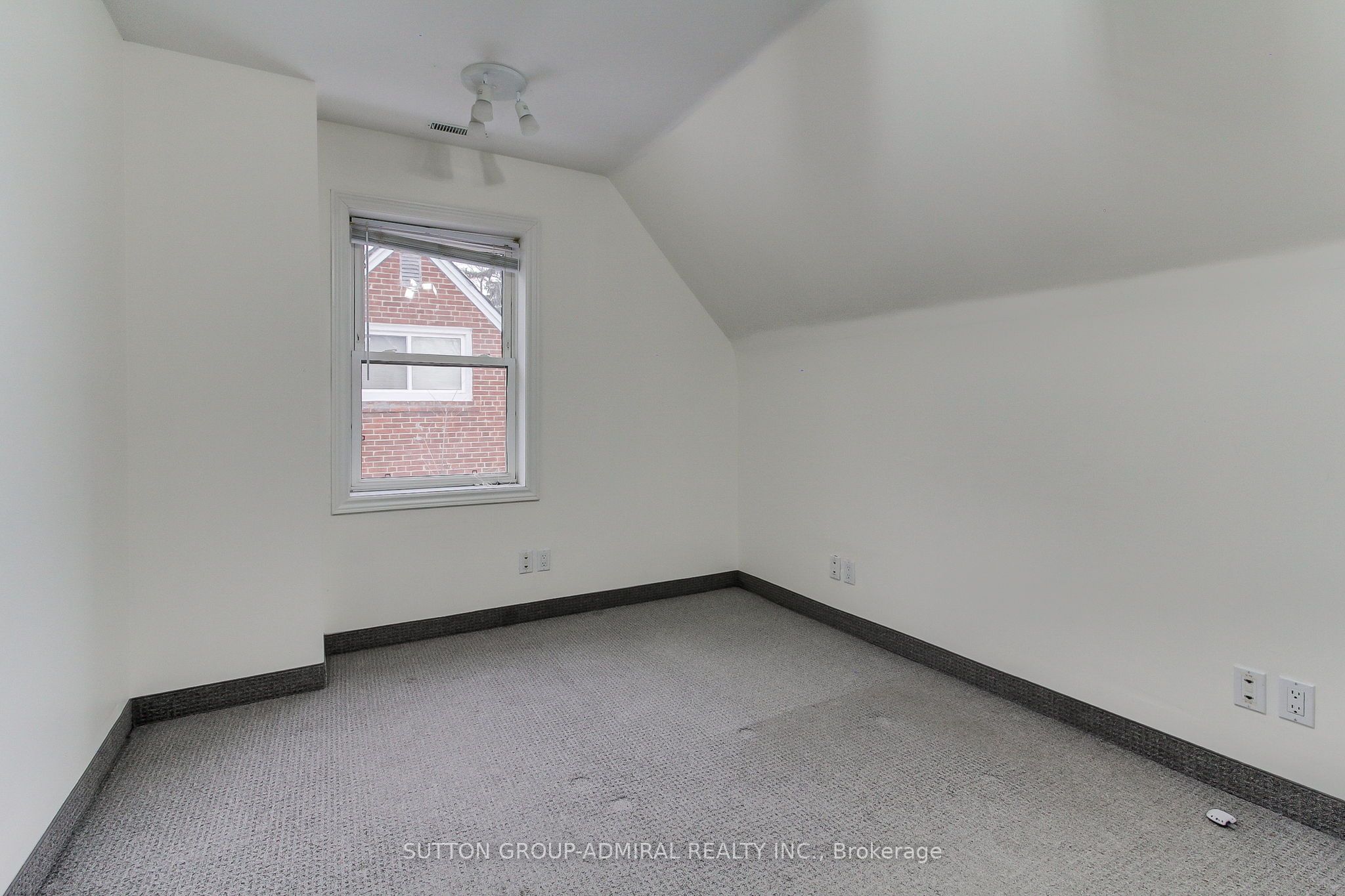 187 Finch Avenue Property Photo 26