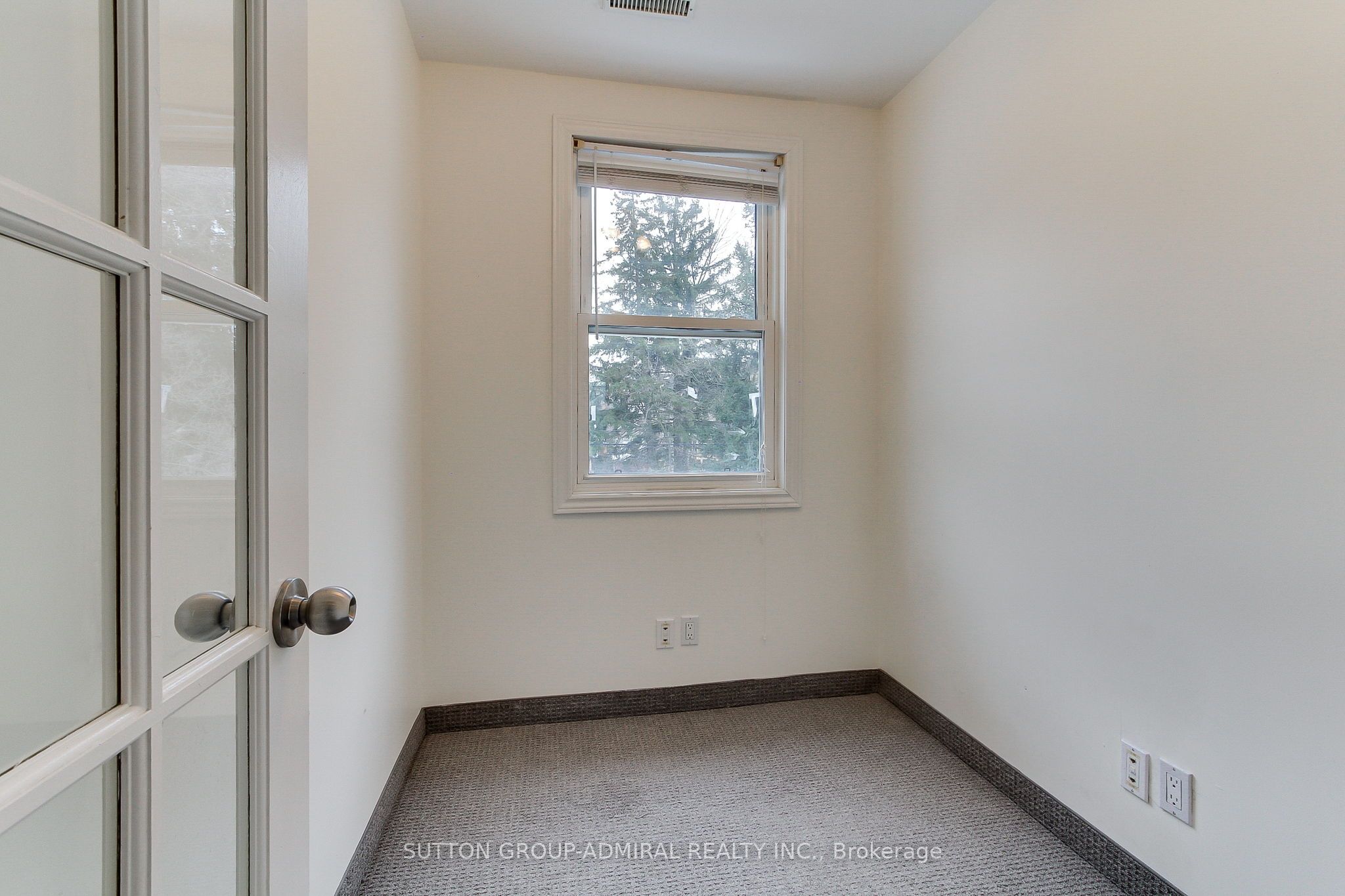 187 Finch Avenue Property Photo 33