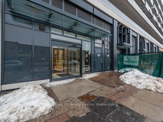 #1402 - 1603 Eglington Avenue Property Photo 4
