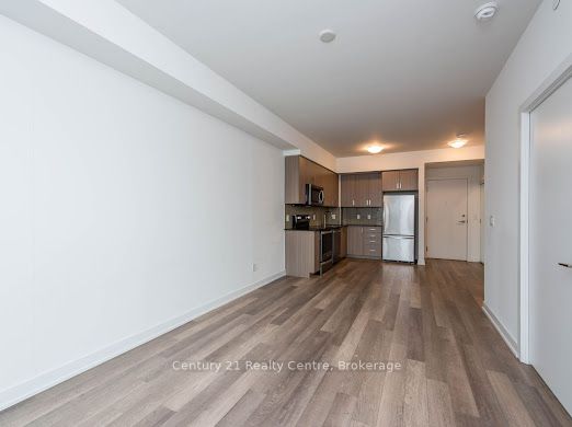 #1402 - 1603 Eglington Avenue Property Photo 7