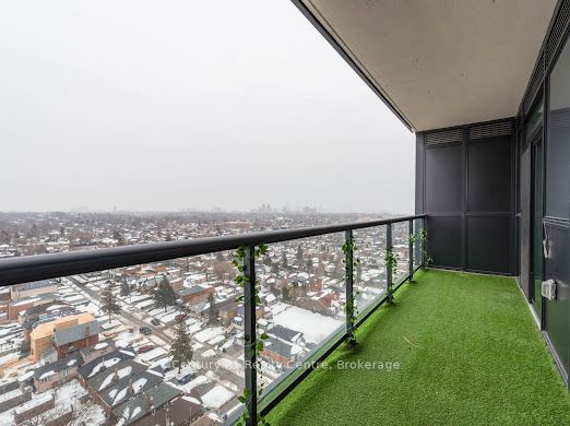 #1402 - 1603 Eglington Avenue Property Photo 20