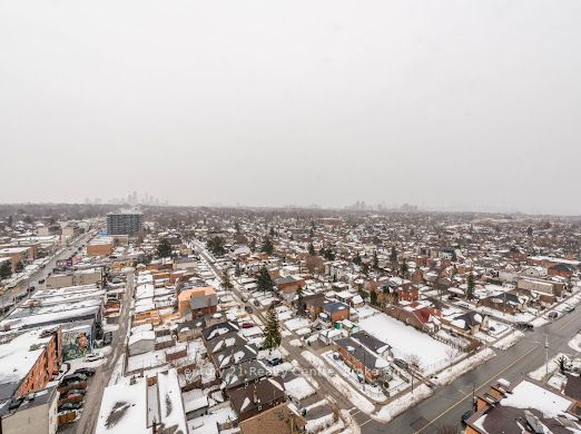 #1402 - 1603 Eglington Avenue Property Photo 22