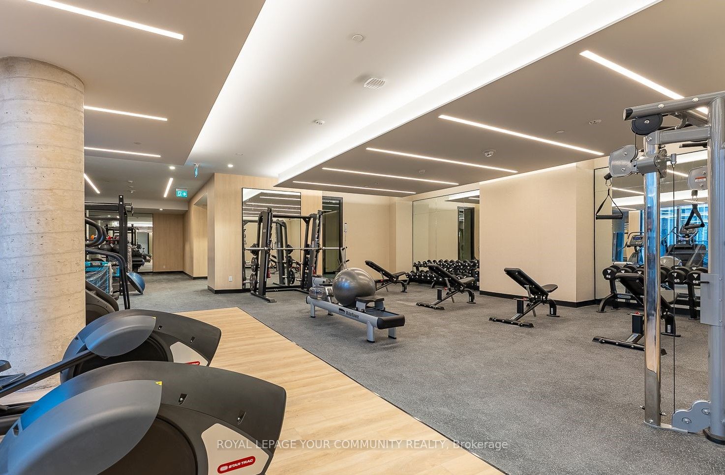 #1016 - 2020 Bathurst Street Property Photo 12