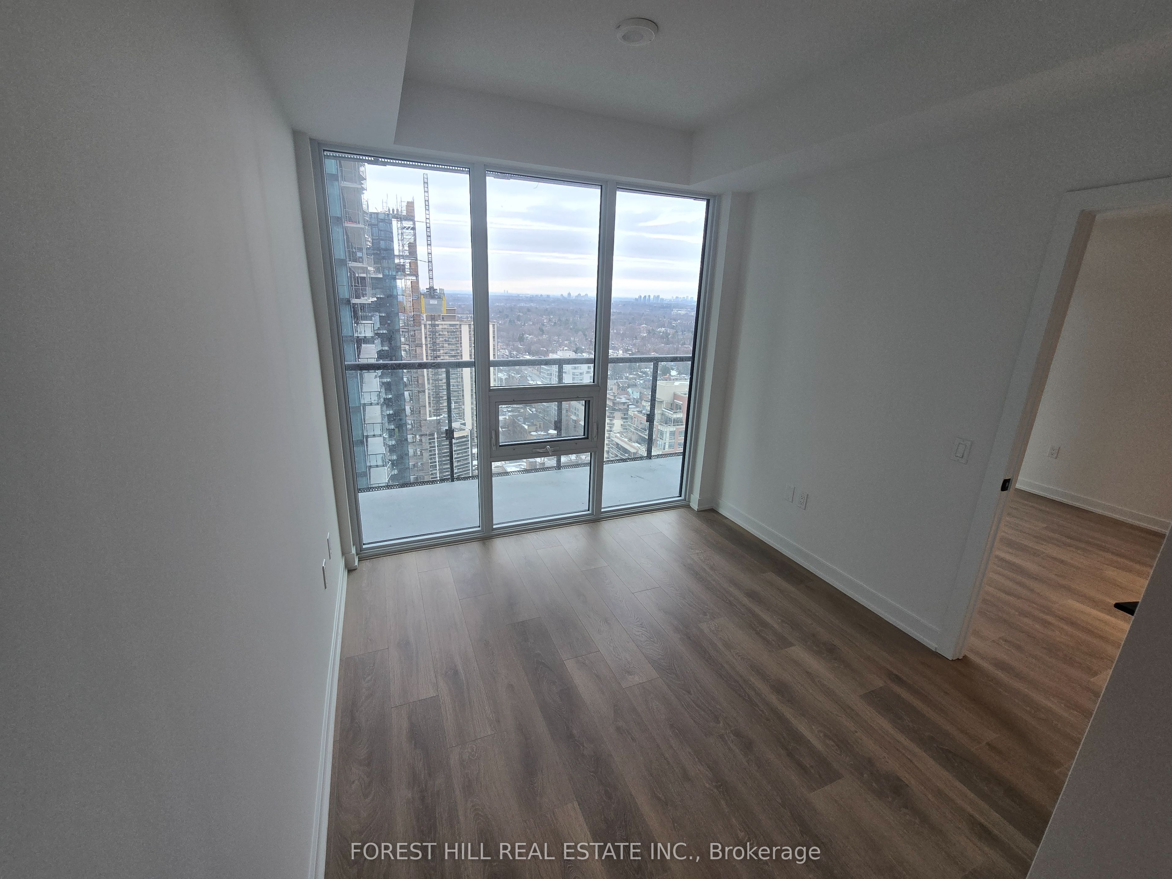 #2605 - 117 Broadway Avenue Property Photo 6