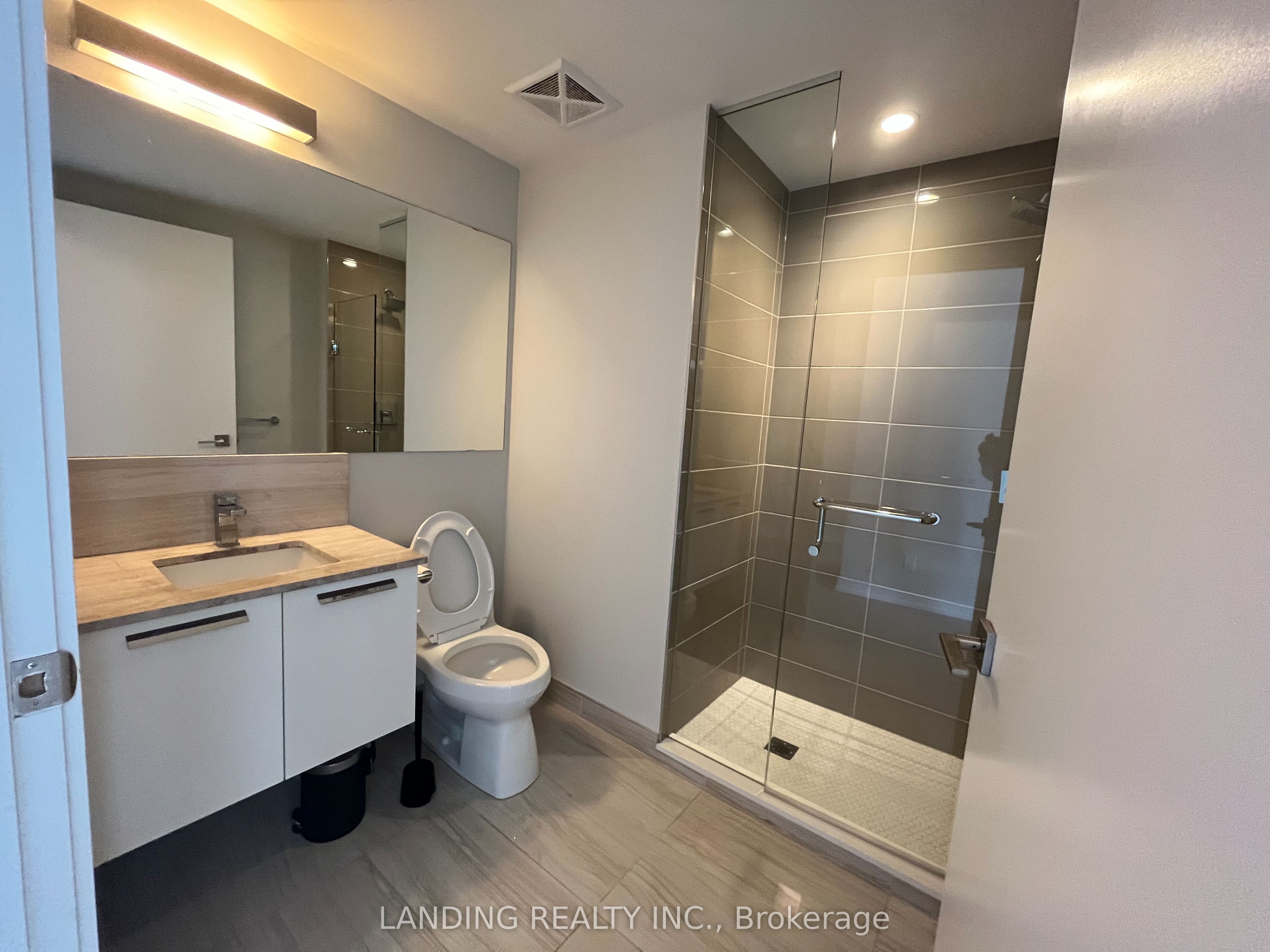 #2407 - 28 Wellesley Street Property Photo 8