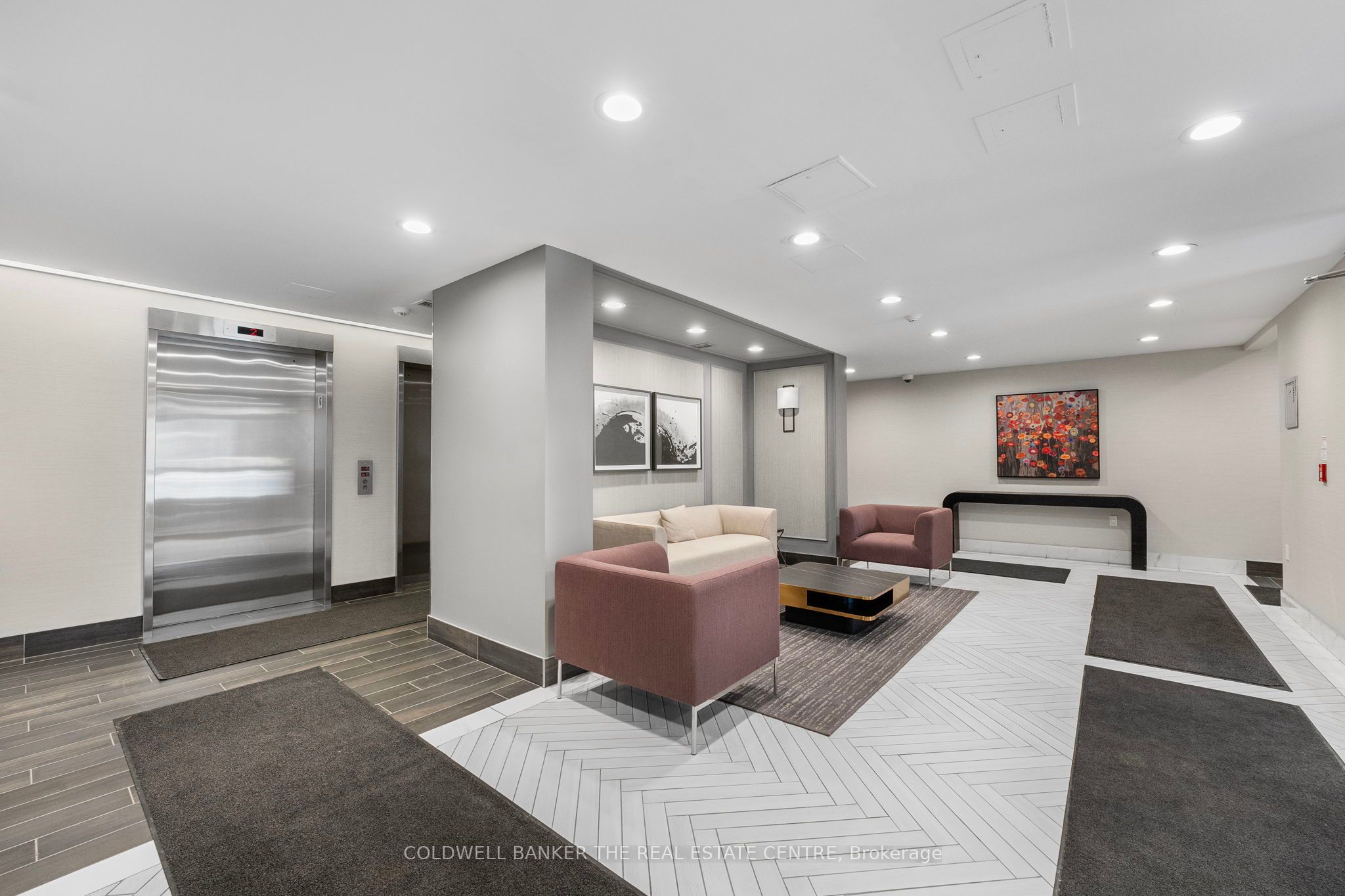 #704 - 311 Richmond Street Property Photo 15