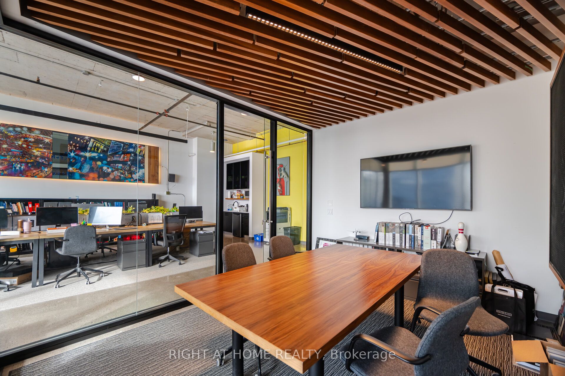 #922 - 130 Queens Quay Property Photo 17