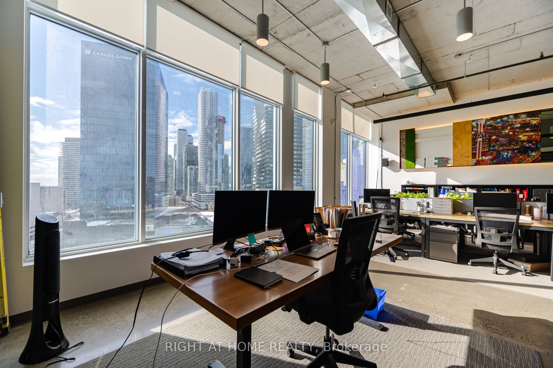 #922 - 130 Queens Quay Property Photo 25