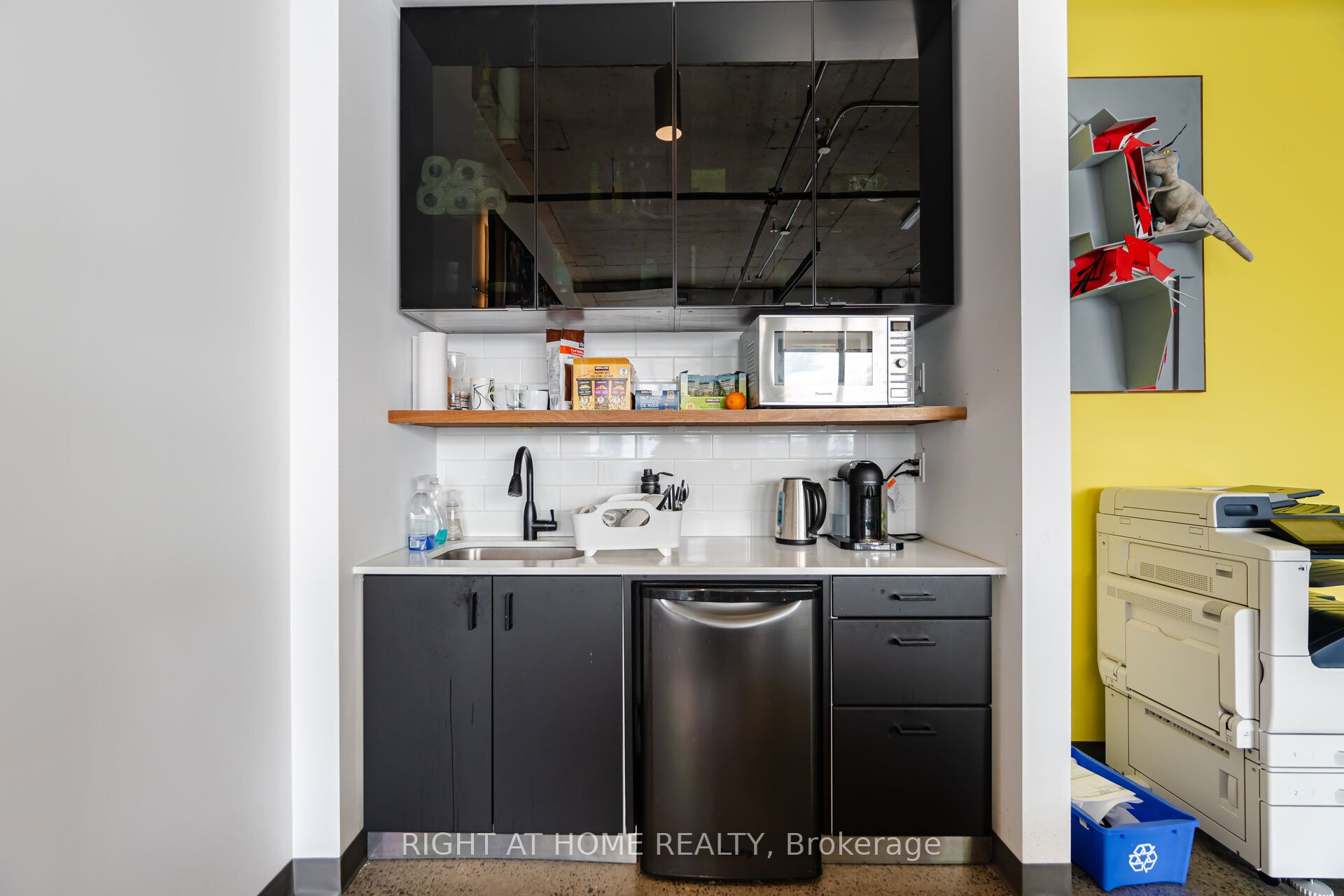 #922 - 130 Queens Quay Property Photo 26