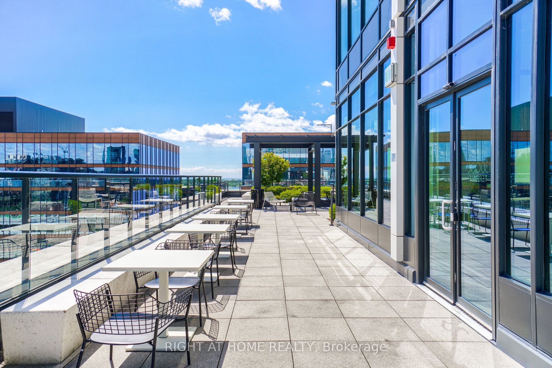#922 - 130 Queens Quay Property Photo 38
