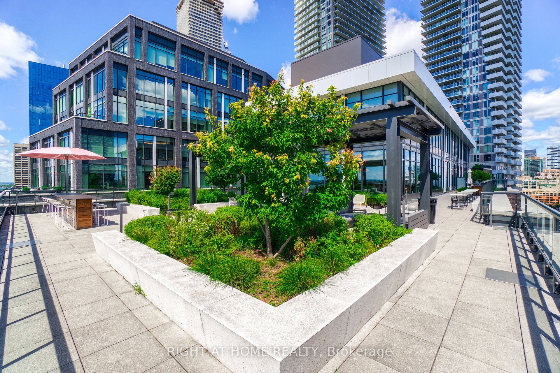 #922 - 130 Queens Quay Property Photo 40