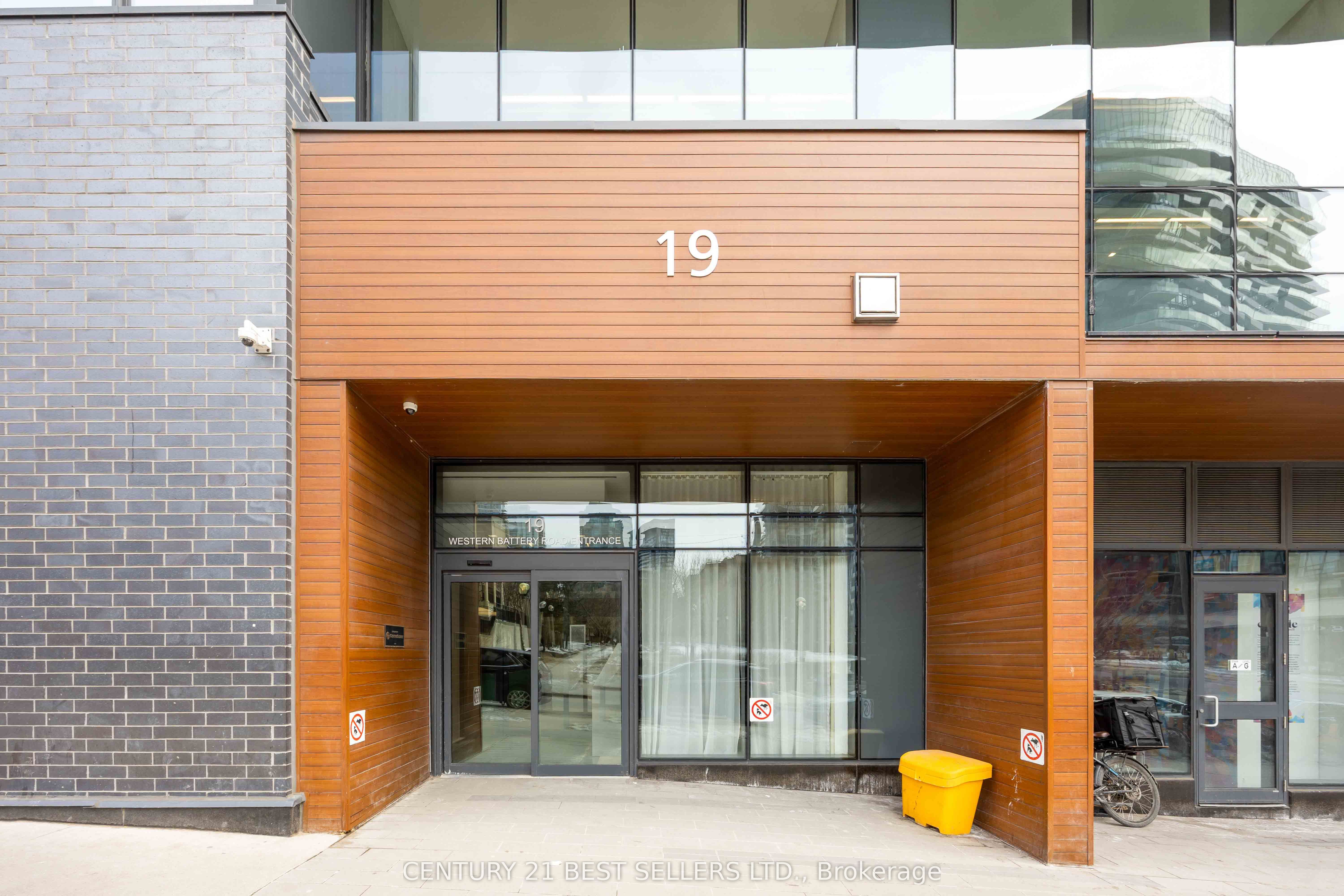 #2509 - 19 Western Battery Road Property Photo 1
