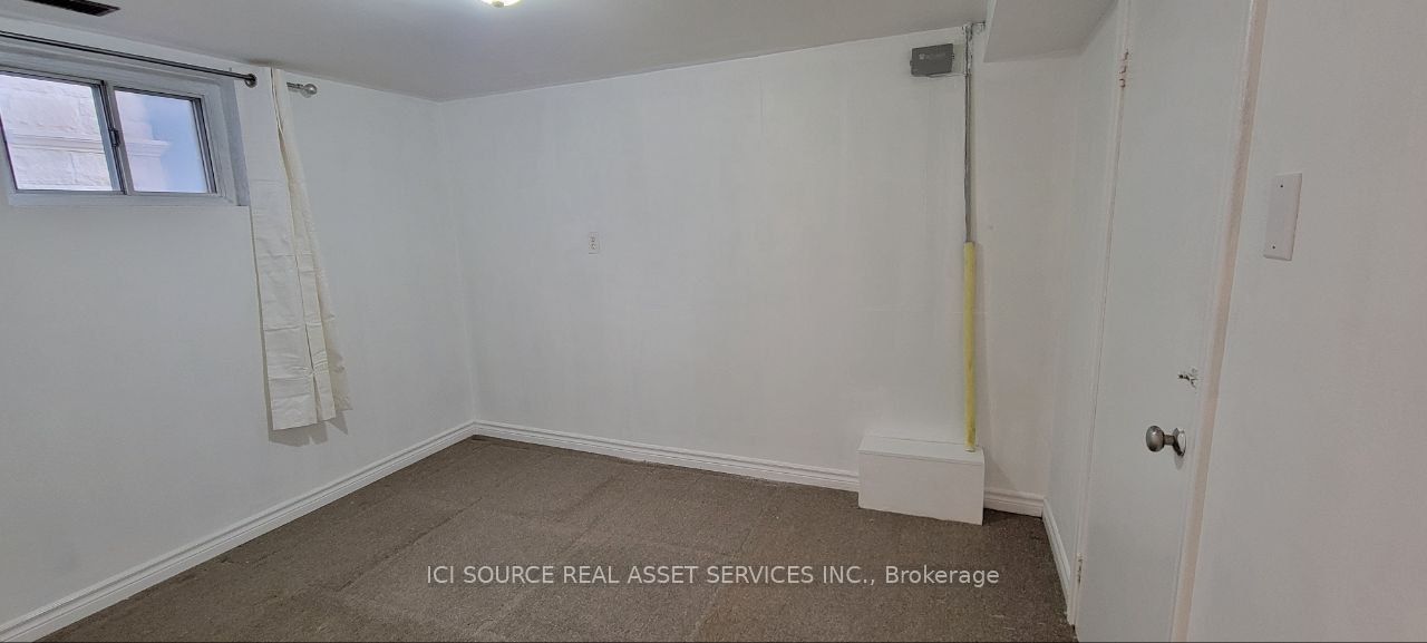 66 Madawaska Avenue Bsmt Property Photo 5