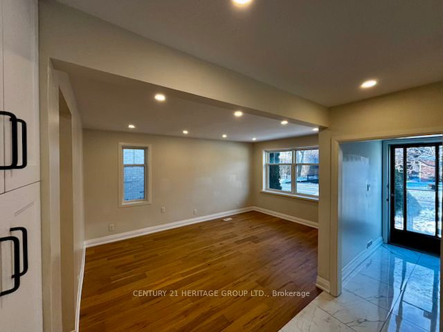 39 Reiner Road Property Photo 2