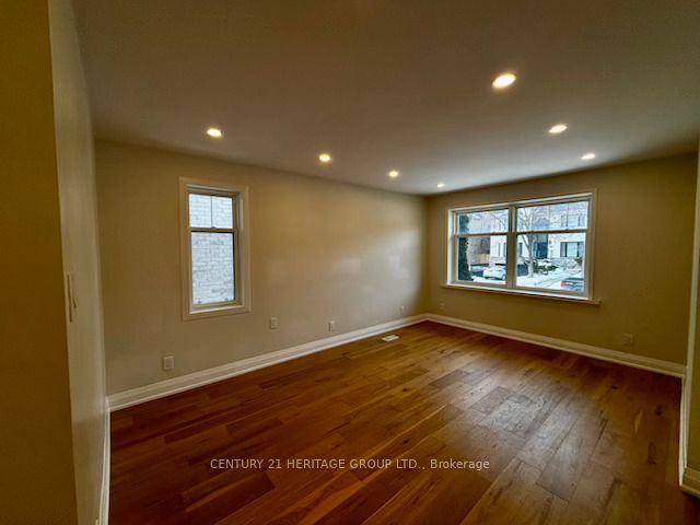 39 Reiner Road Property Photo 3