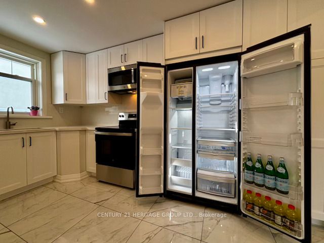 39 Reiner Road Property Photo 6