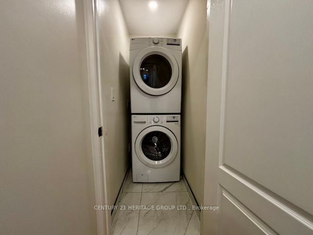 39 Reiner Road Property Photo 12
