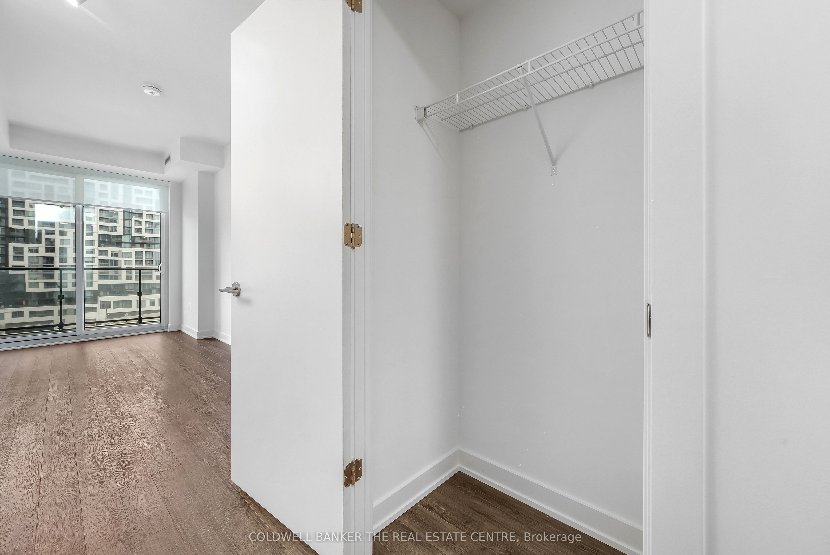#717 - 9 Tecumseth St Street Property Photo 14