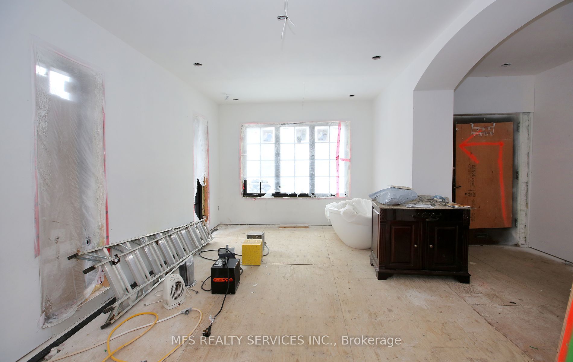 203 Glencairn Avenue Property Photo 13