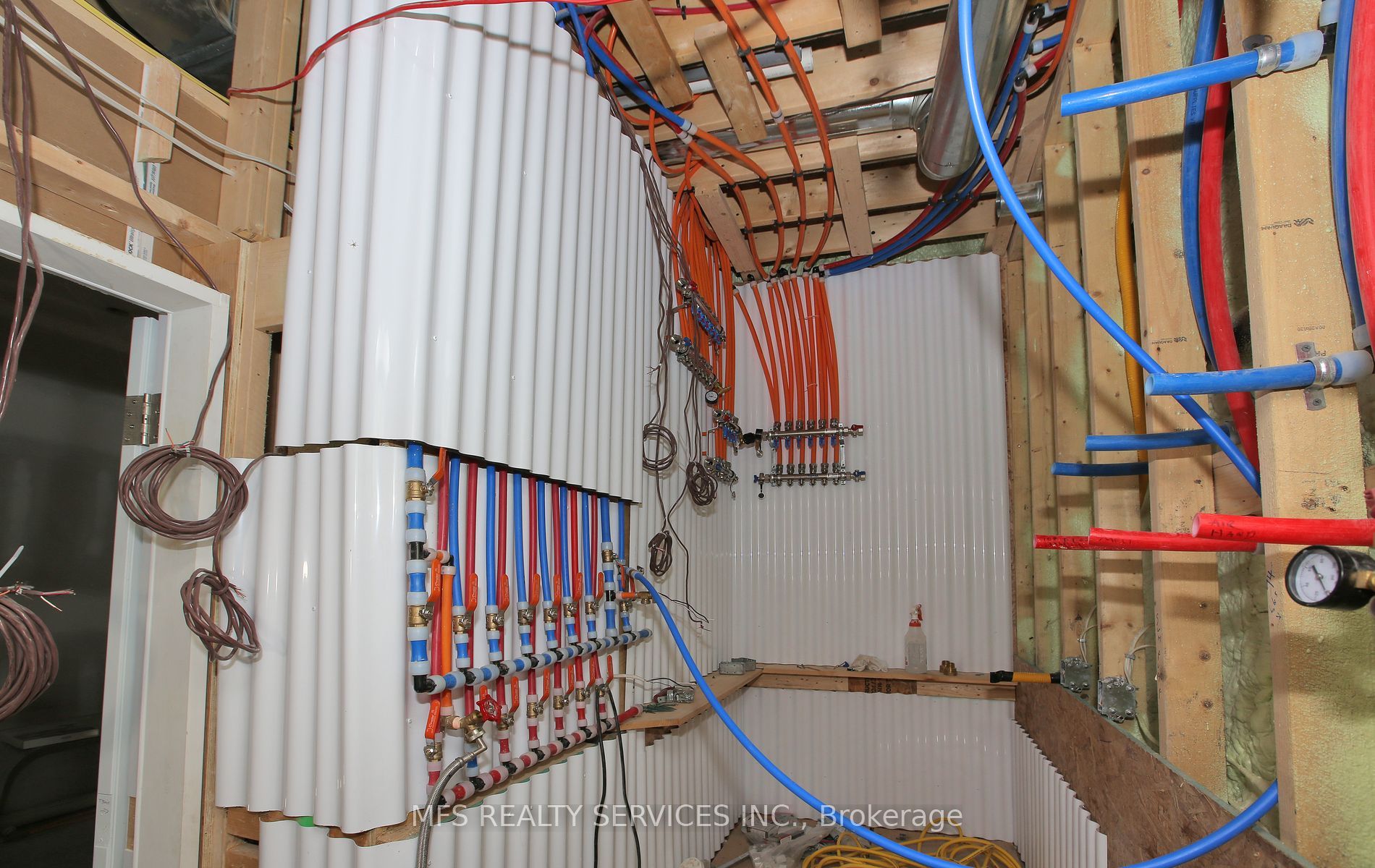 203 Glencairn Avenue Property Photo 25