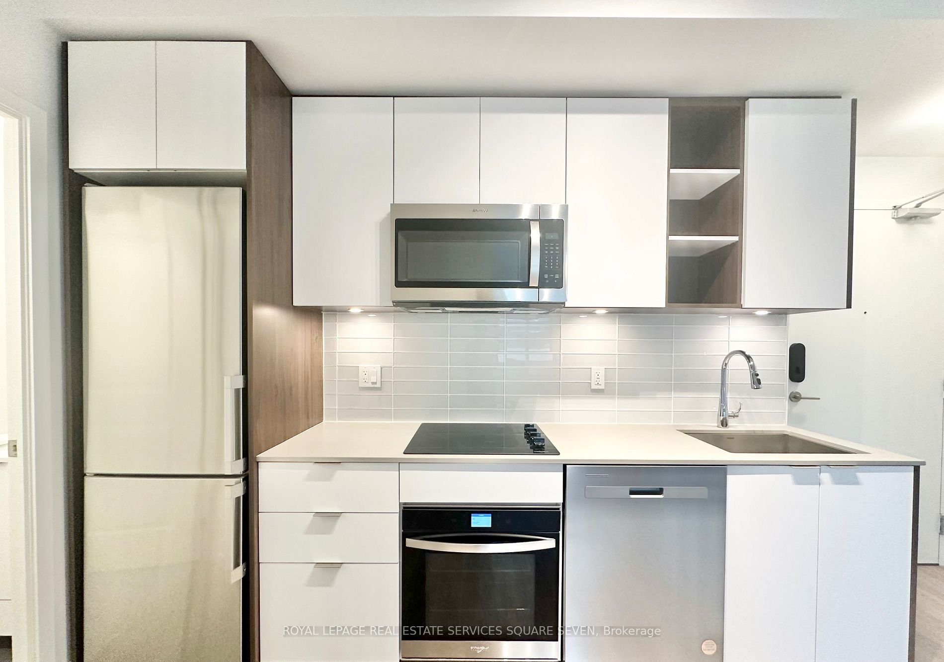 543 Richmond Street 610 Property Photo 5