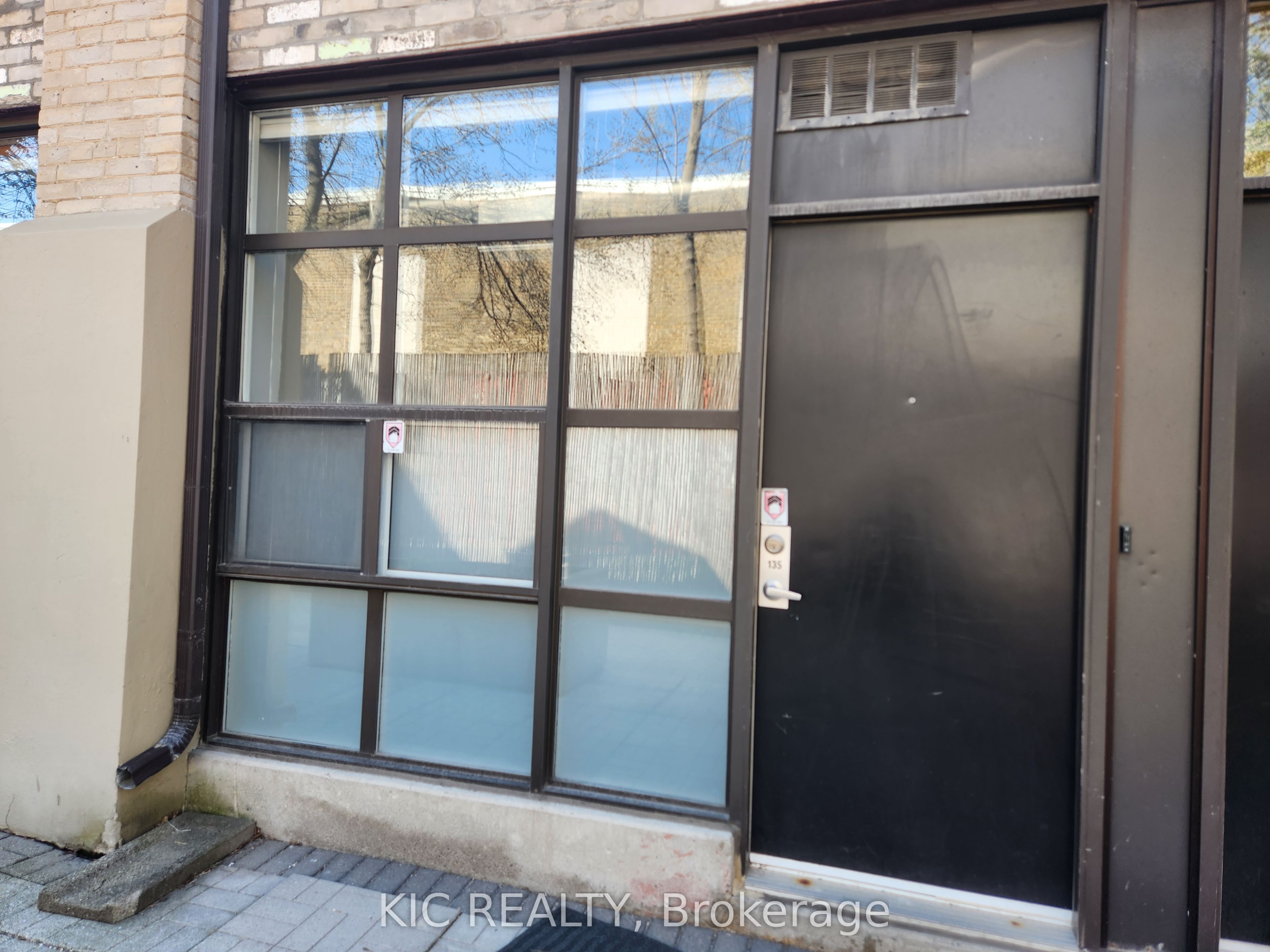 284 St Helens Avenue 135 Property Photo 1
