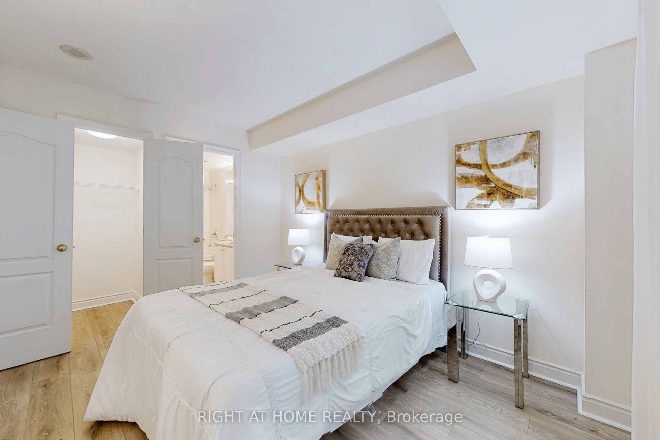 #206 - 38 William Carson Crescent Property Photo 18