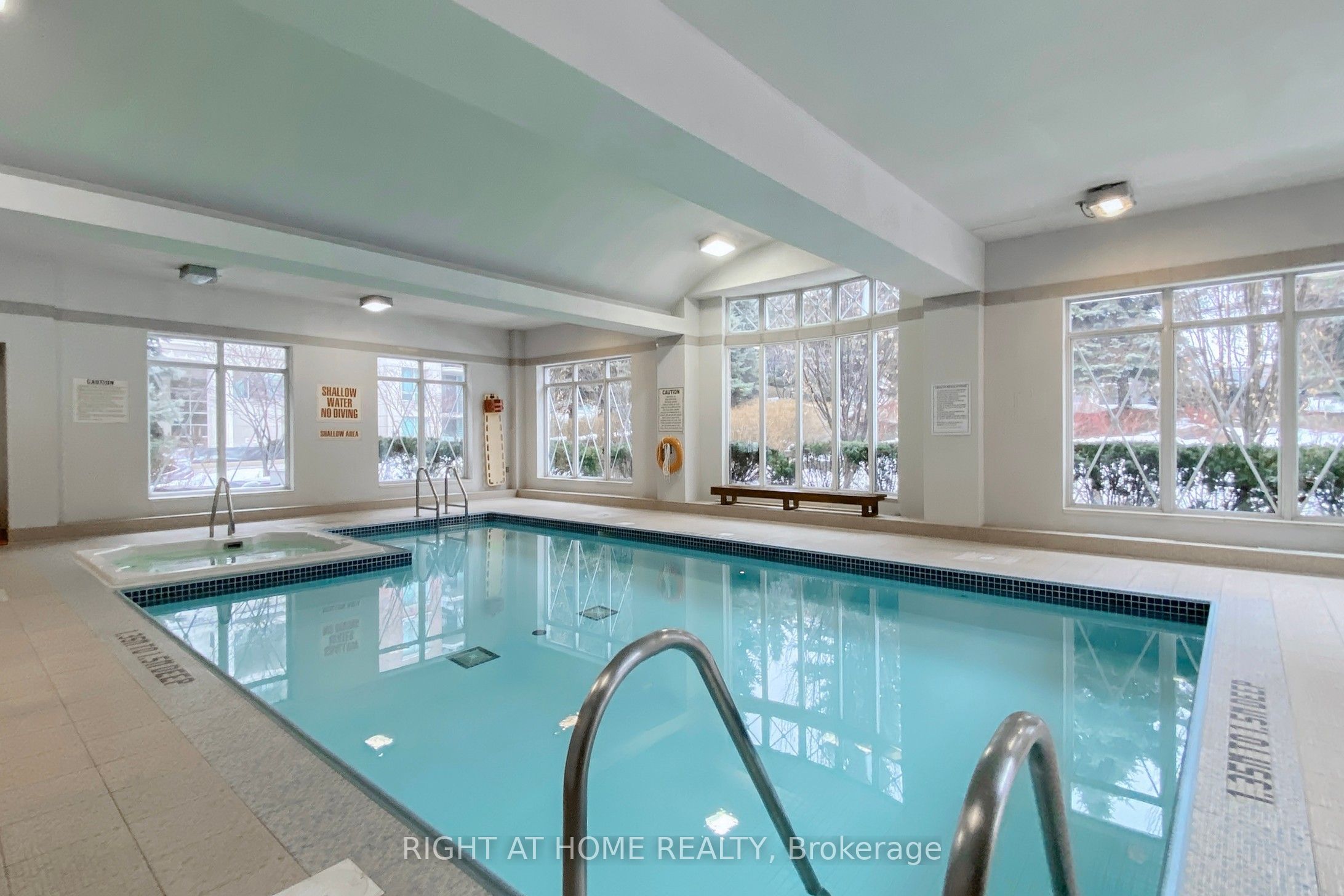 #206 - 38 William Carson Crescent Property Photo 38