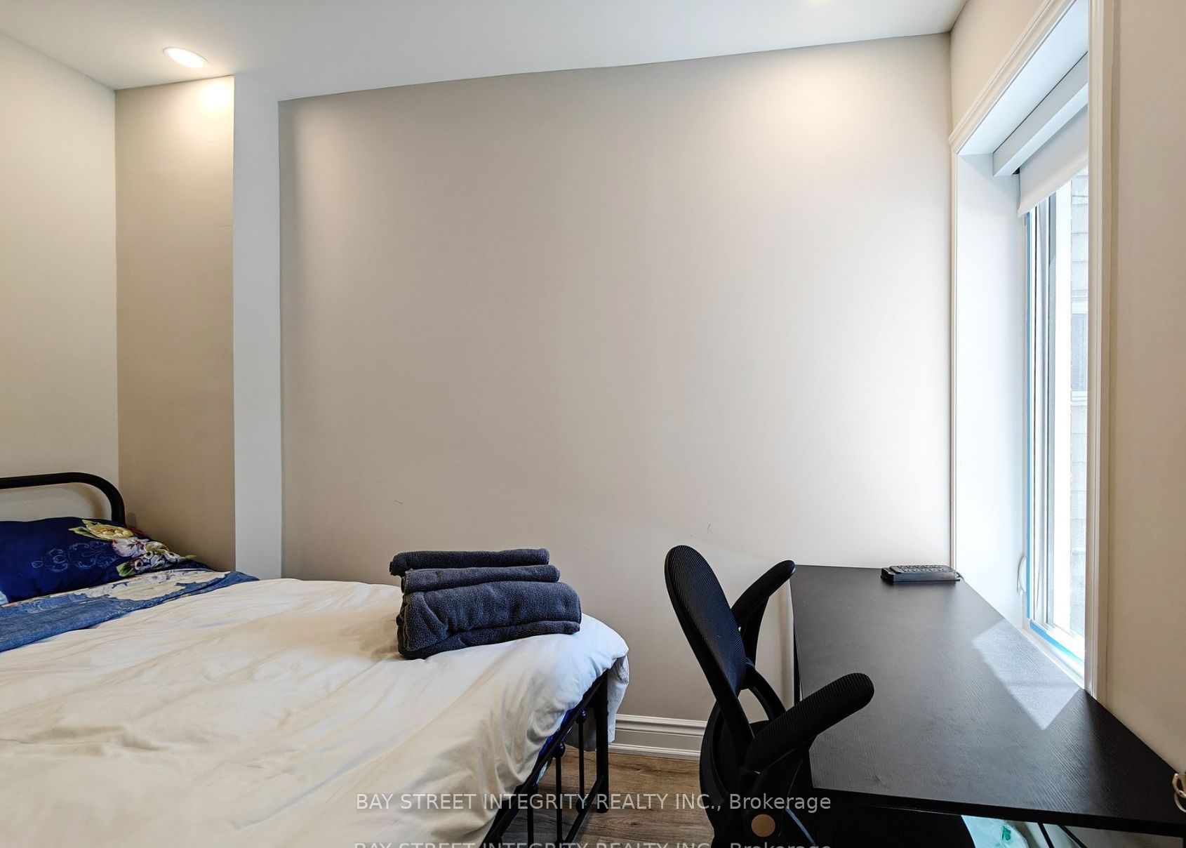 #unit 1 - 598 Crawford Street Property Photo 11