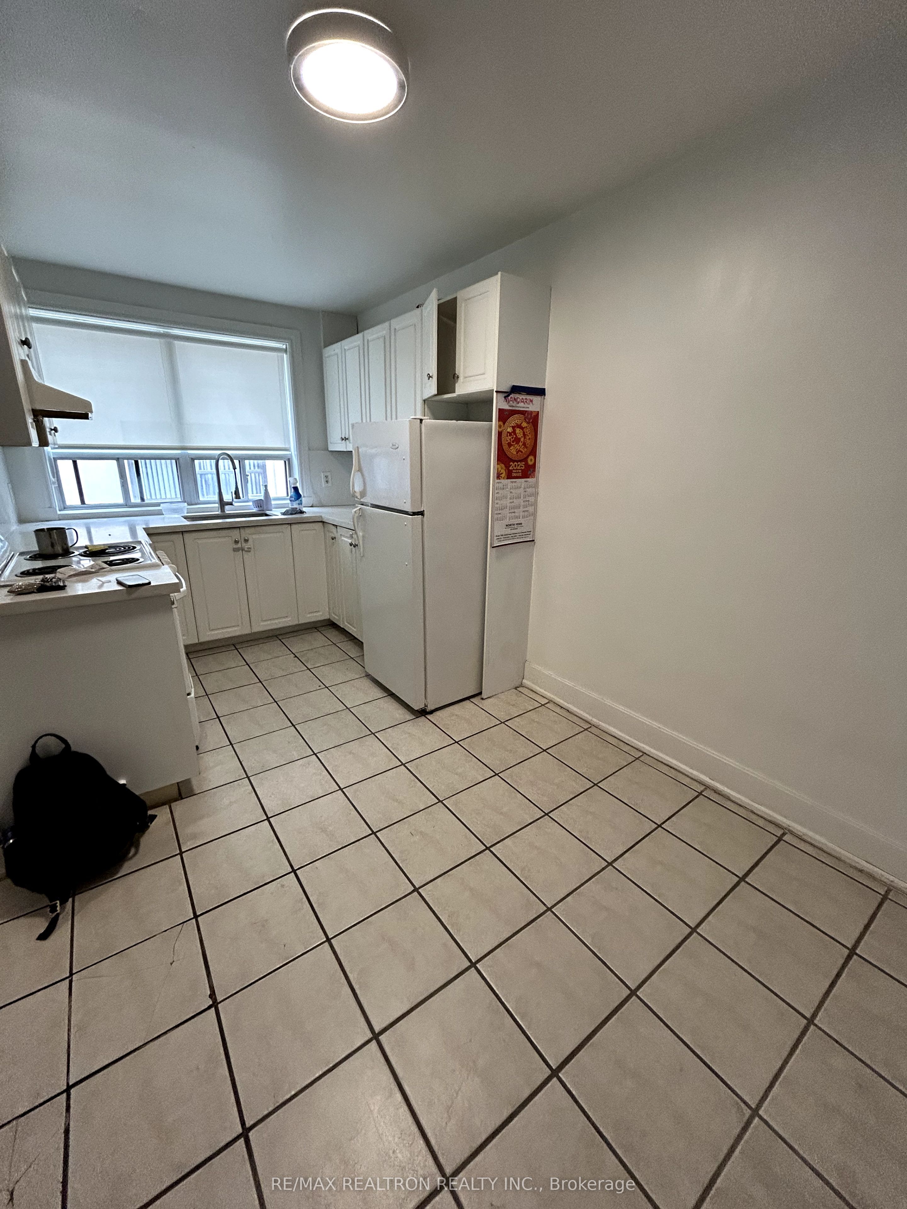 312 Douglas Avenue 202 Property Photo 7