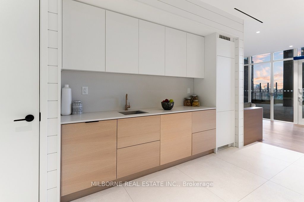 #3611 - 5 Defries Street Property Photo 20