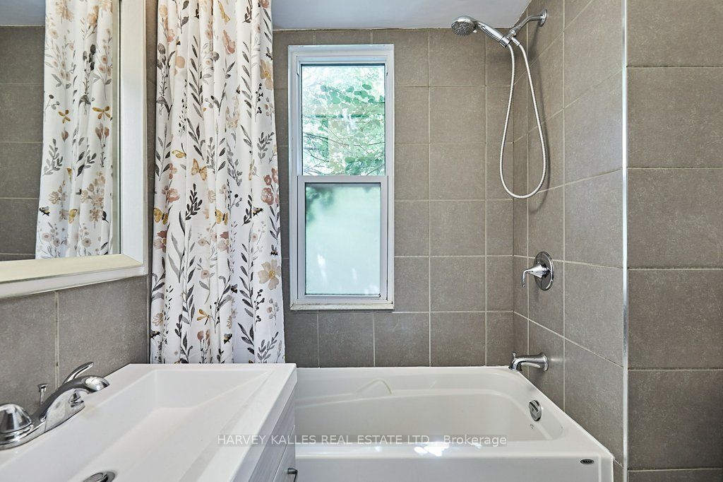 87 Oxford Street Property Photo 24