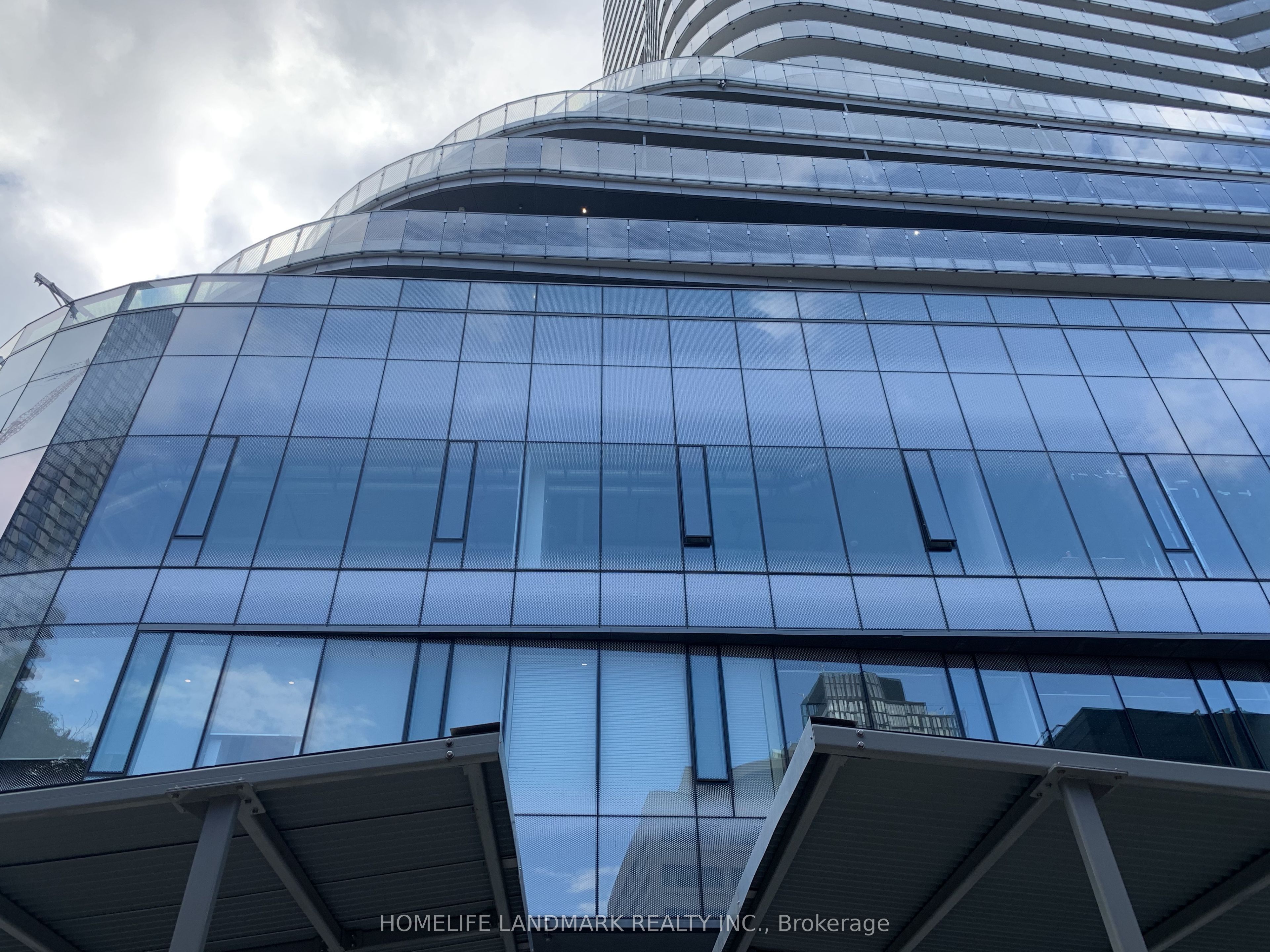 #320 - 15 Wellesley Street Property Photo 2