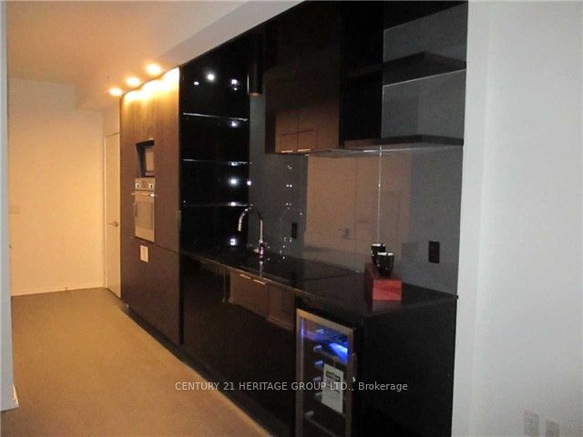 70 Temperance Street 705 Property Photo 3