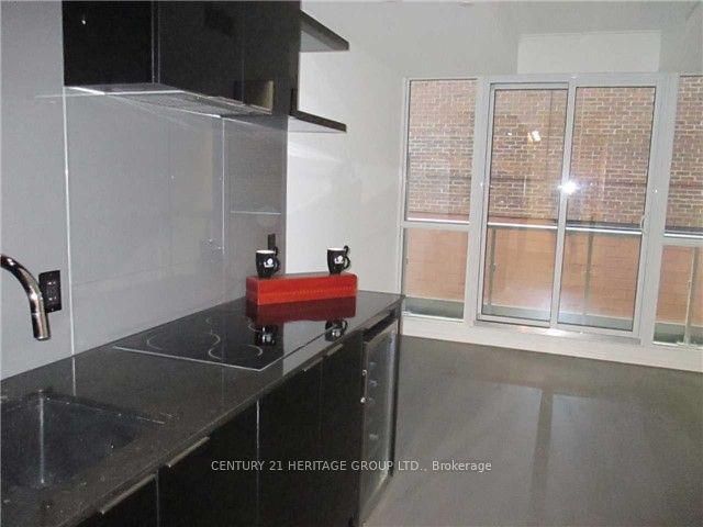 70 Temperance Street 705 Property Photo 5
