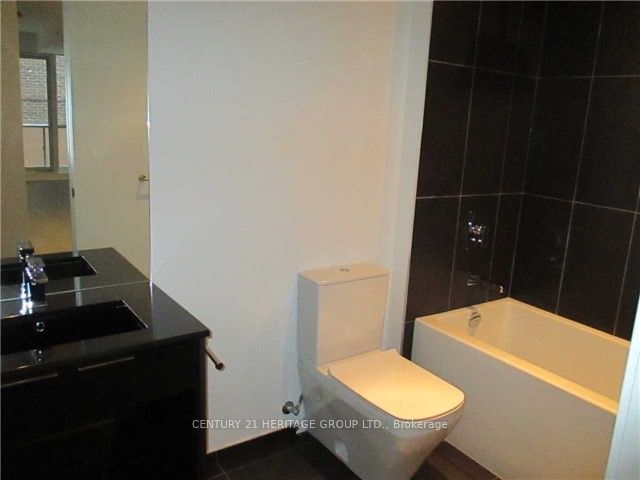 70 Temperance Street 705 Property Photo 7
