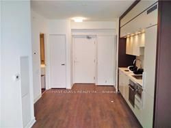 #811 - 15 Grenville Street Property Photo 7