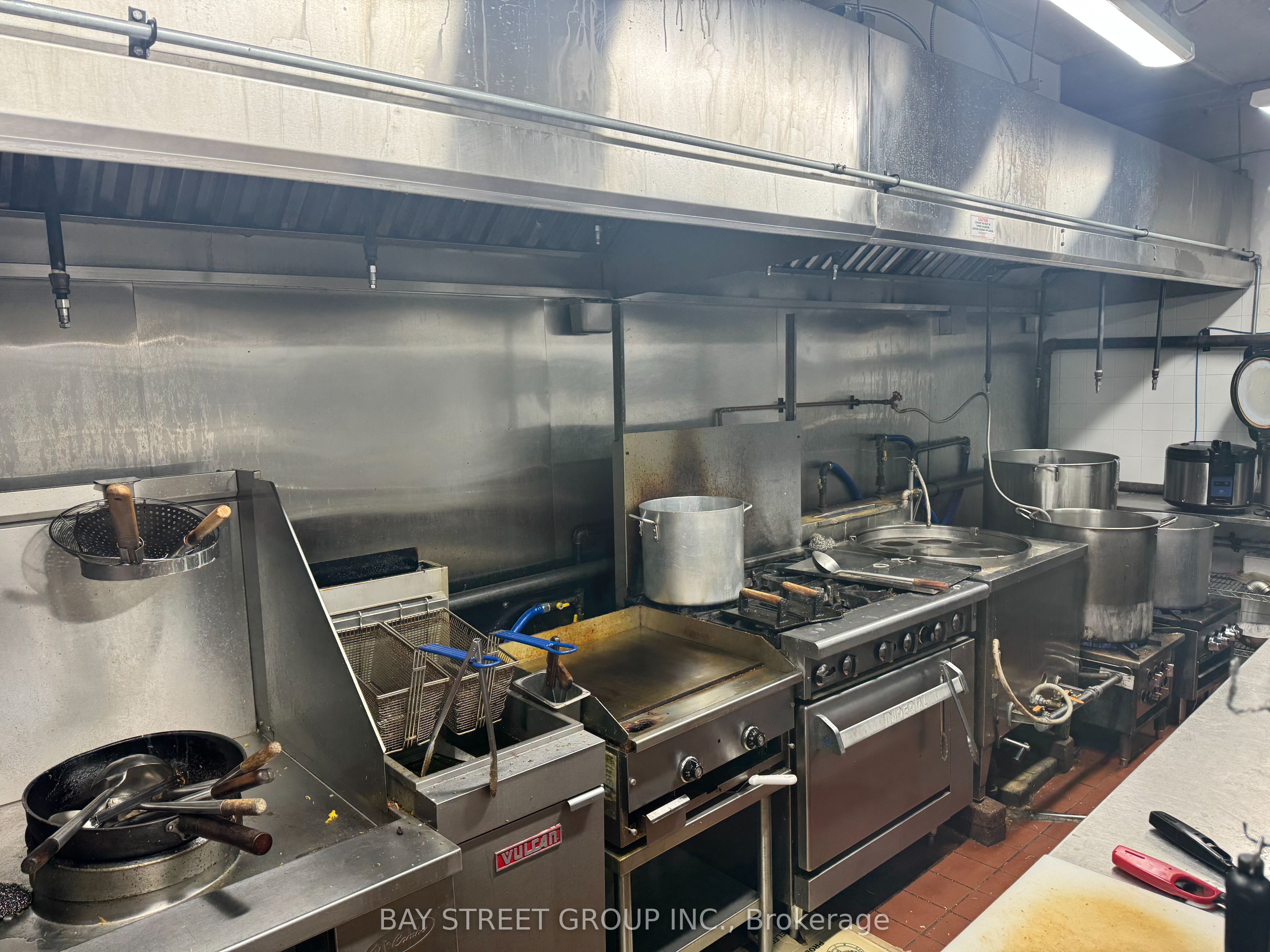 4860 Yonge Street Property Photo 11