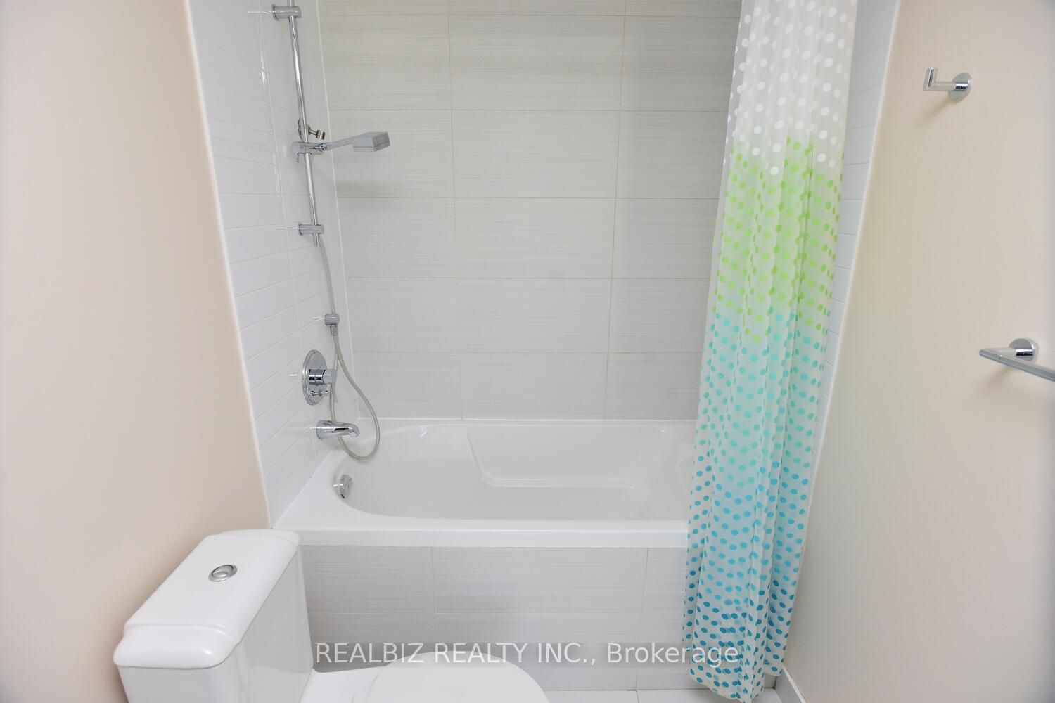 386 Yonge Street 1516 Property Photo 14